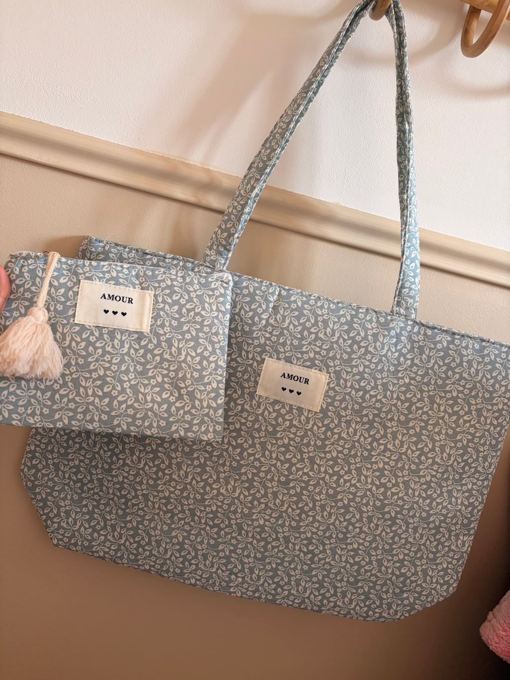 Sac cabas + pochette assortie